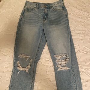 American eagle mom jeans